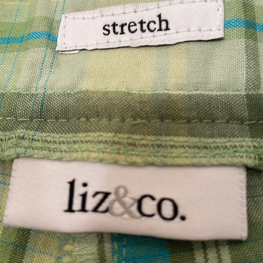 Liz & Co. shorts, Bermuda-style, shades of green, size 16! - Picture 4 of 6